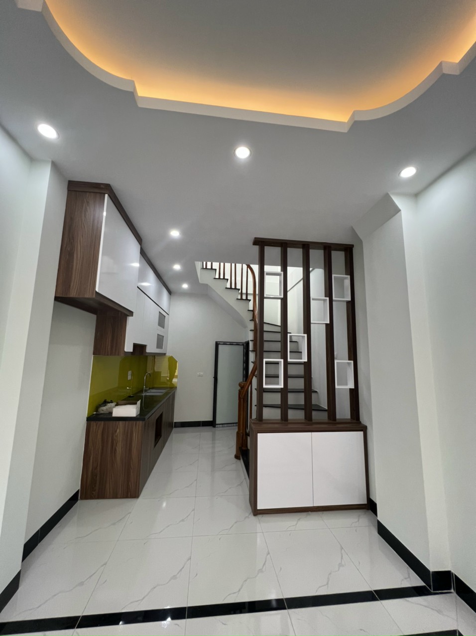 🏡 BÁN NHÀ NGAY NHỔN – Ô TÔ ĐỖ CỬA GIÁ 5.X TỶ - Ảnh 1