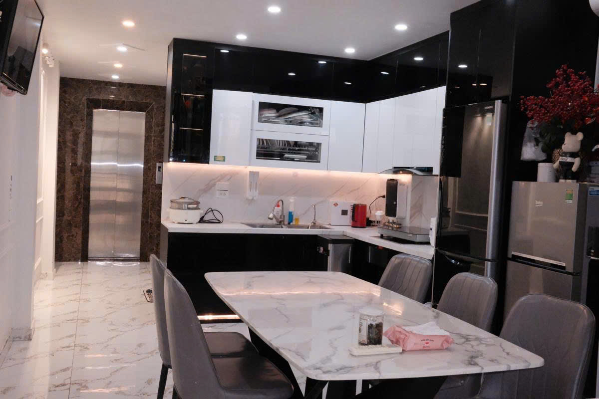KHU VỰC VIP THANH XUÂN - PHÂN LÔ QUÂN ĐỘI - Ô TÔ TRÁNH - 6 TẦNG THANG MÁY - FULL NỘI THẤT - Ảnh 2