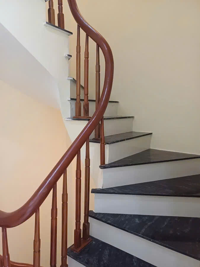 CHÍNH CHỦ BÁN NHÀ ĐA SỸ - 35M2 – 5 TẦNG – RẺ NHẤT KHU VỰC CHỈ 5.6 TỶ - Ảnh 2