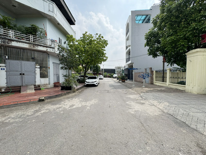 Bán đất 120m2 TĐC Đông Dư, Phường Bát Tràng, đường rộng 11m, sổ đỏ chính chủ, giá đầu tư - Ảnh 2