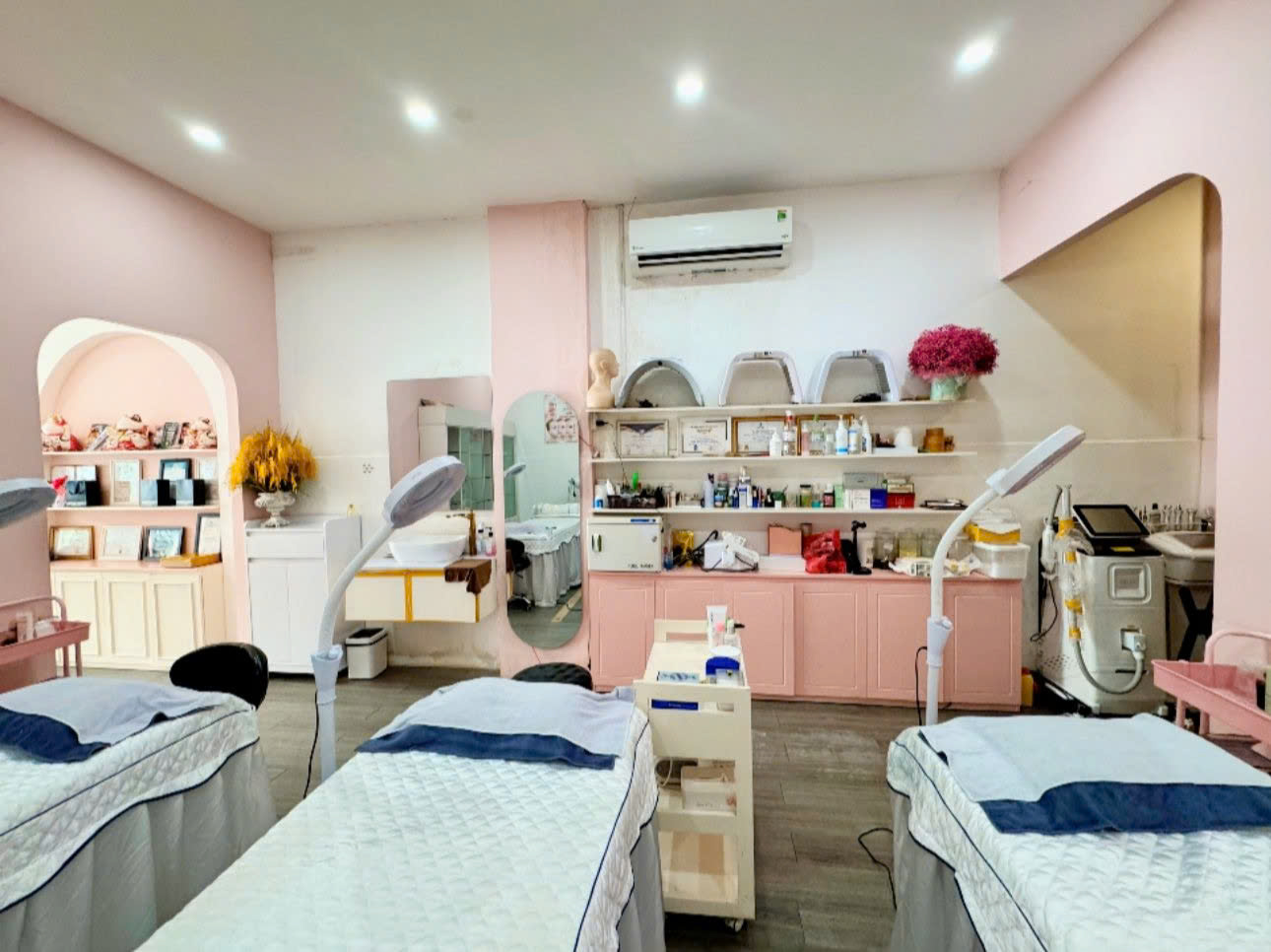 CHÍNH CHỦ SANG NHƯỢNG SPA ĐẲNG CẤP - VỊ TRÍ ĐẸP, NGAY SAU LƯNG SIÊU THỊ BIG C NGÃ TƯ VŨNG TÀU - Ảnh chính