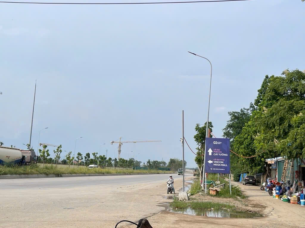 Bán đất đẹp sát chân cầu Tứ Liên – 77,3m² – Hai mặt thoáng - Ảnh 4