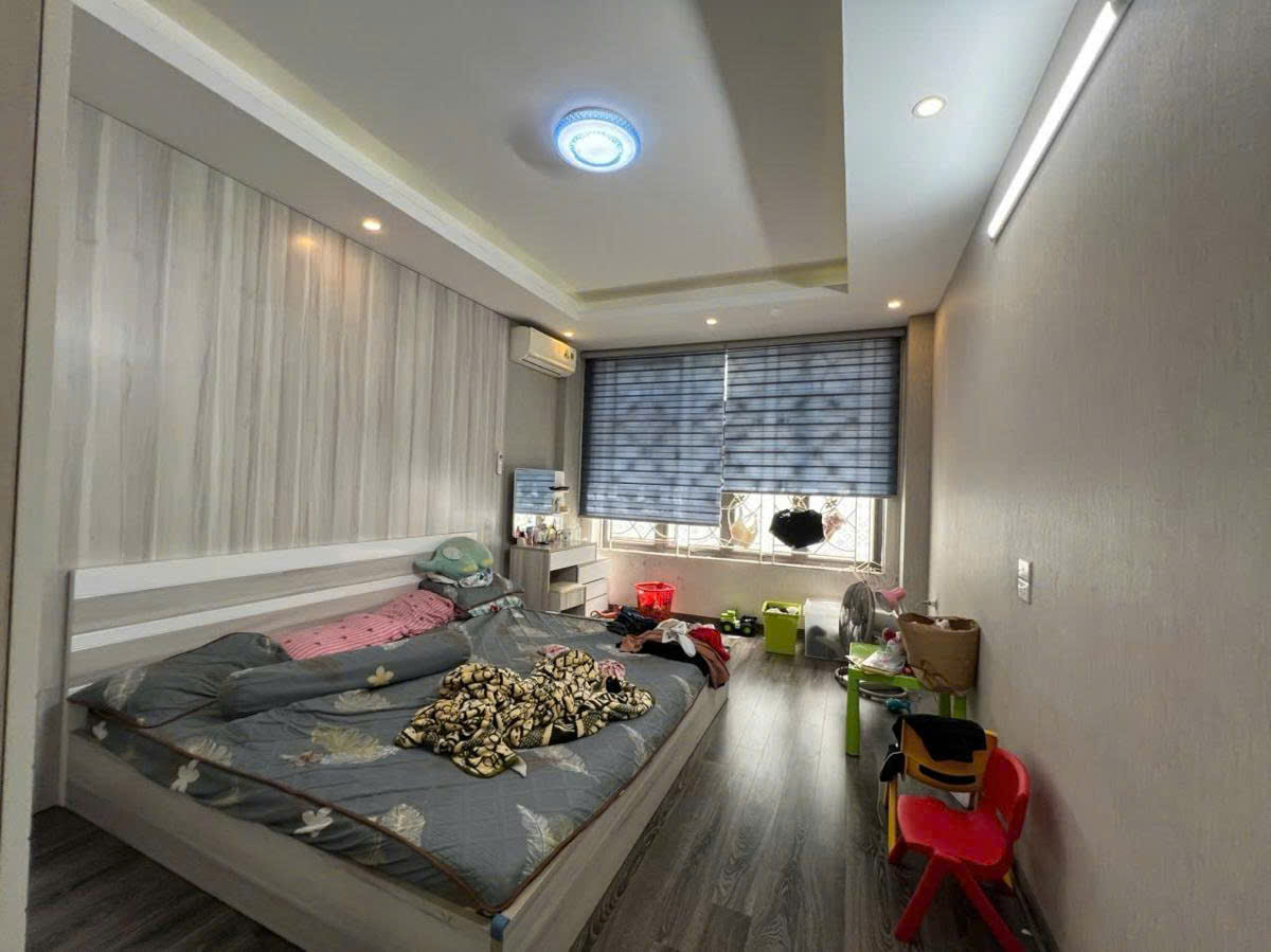BÁN NHÀ BỒ ĐỀ LONG BIÊN Ô TÔ 7 CHỖ VÀO NHÀ - Ảnh 1