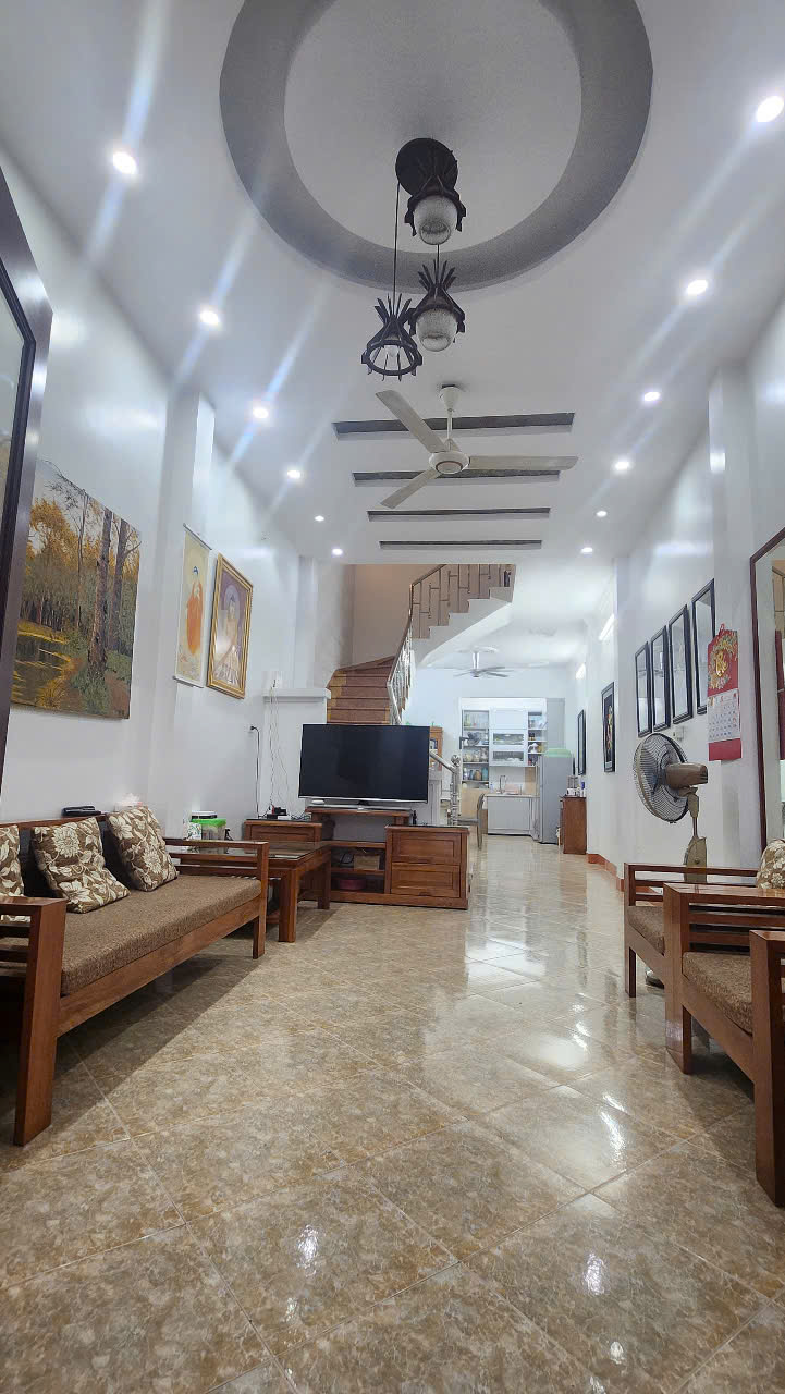 Nhà đẹp Hiếm PHỐ Phúc-Tân Hoàn Kiếm Hà Nội, 4 tầng, ô tô đỗ cửa, sân cổng, ba bước tới hồ Hoàn - Ảnh chính