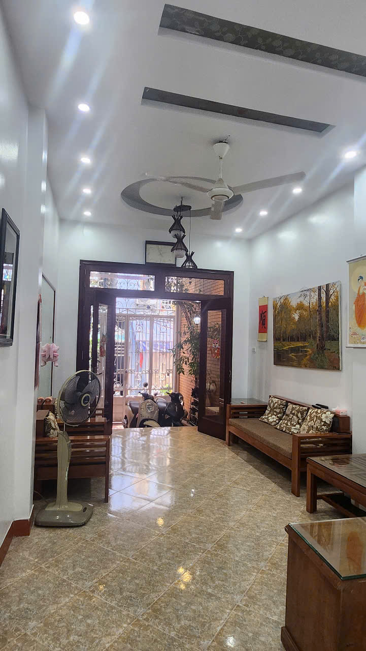 Nhà đẹp Hiếm PHỐ Phúc-Tân Hoàn Kiếm Hà Nội, 4 tầng, ô tô đỗ cửa, sân cổng, ba bước tới hồ Hoàn - Ảnh 3