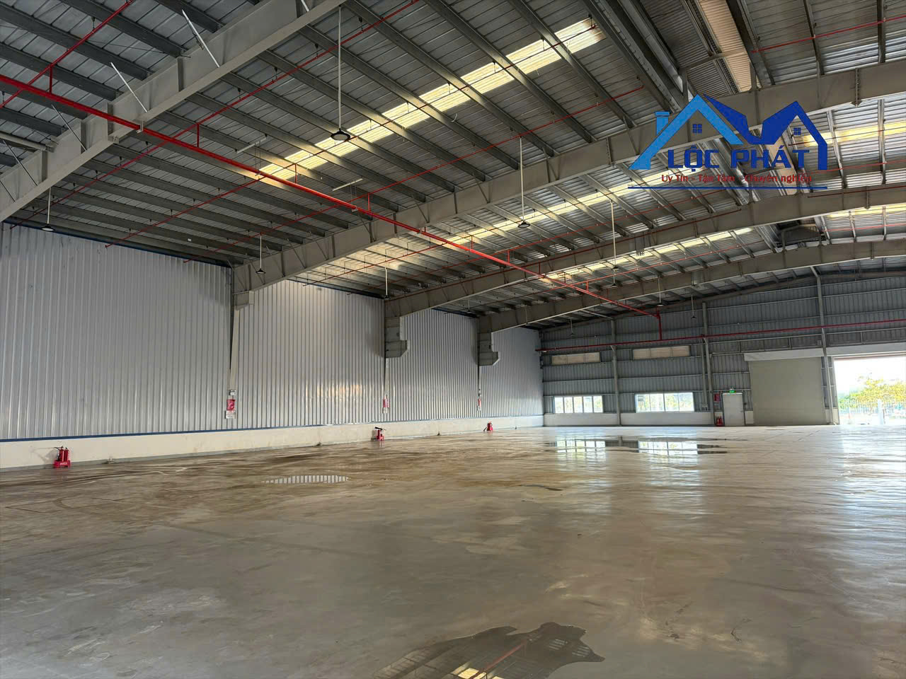 Xưởng 2.000m2 KCN Long Thành, Đồng Nai cho thuê 10.000usd - Ảnh 1