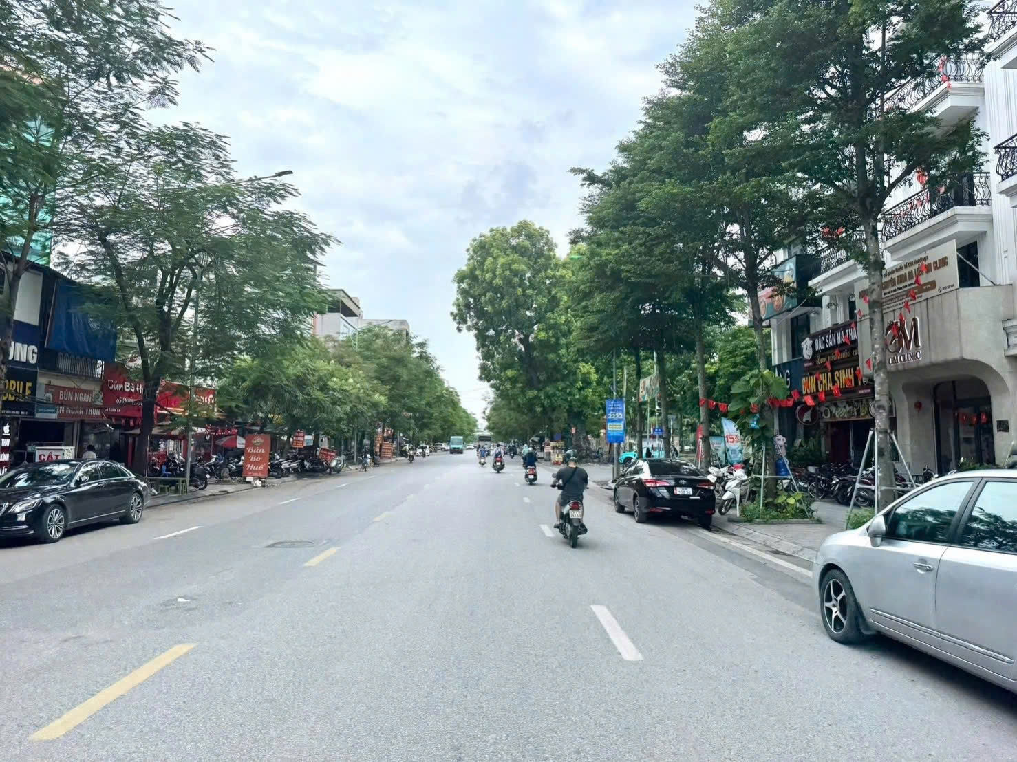 BÁN TÒA NHÀ MẶT PHỐ XUÂN LA, TÂY HỒ - 267M² x 9T CÓ HẦM -DÒNG TIỀN 400TR/TH - GIÁ 215 TỶ - Ảnh chính