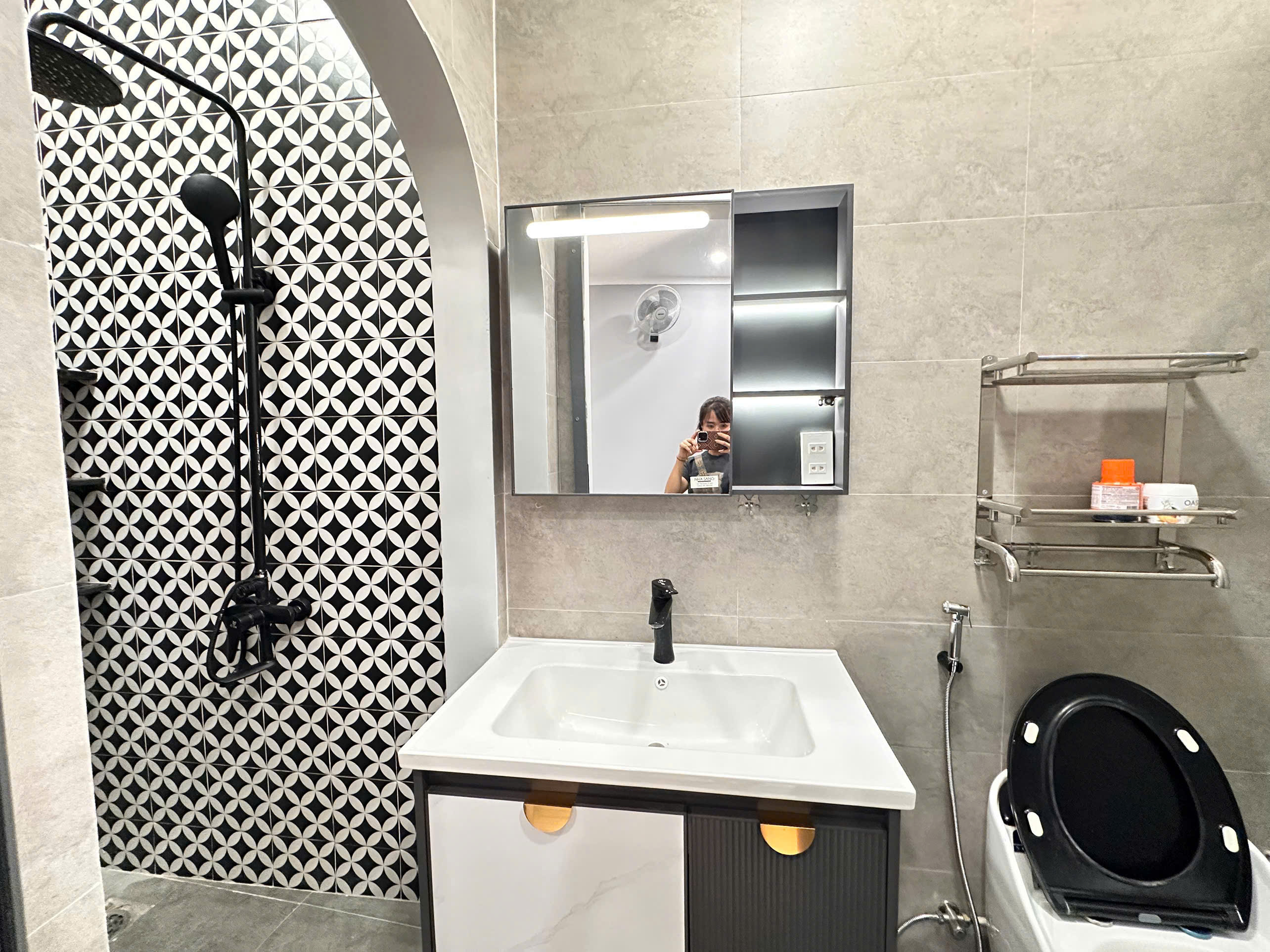 Nhà siêu dễ thương hẻm Nguyễn Hữu Thấu - 8 x 14m - 3.750 tỷ - Ảnh 1