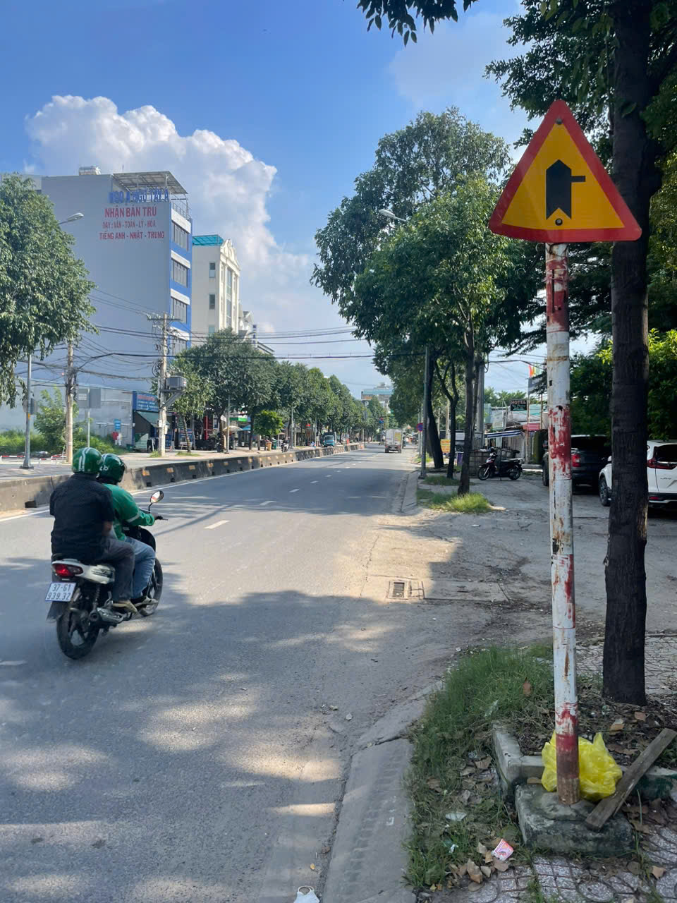 Bán nhà mặt tiền đường 5x20m giá 9 tỷ Đường Lê Thị Riêng - Ảnh 1