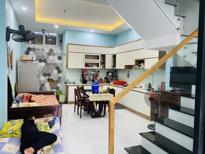 Bán nhà 3 tầng hẻm Số 23 Bình Trưng Tây, Q.2. DT 63m2, 3PN, sổ hồng. Giá 7.35 tỷ. LH: 0933125879 - Ảnh 1