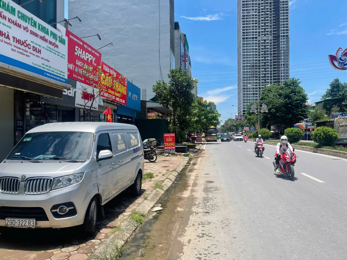 BÁN NHÀ MẶT PHỐ VẠN PHÚC 82MX7 TẦNG THANG MÁY, KINH DOANH VĂN PHÒNG, VỈA HÈ RỘNG GIÁ 42 TỶ. - Ảnh 1