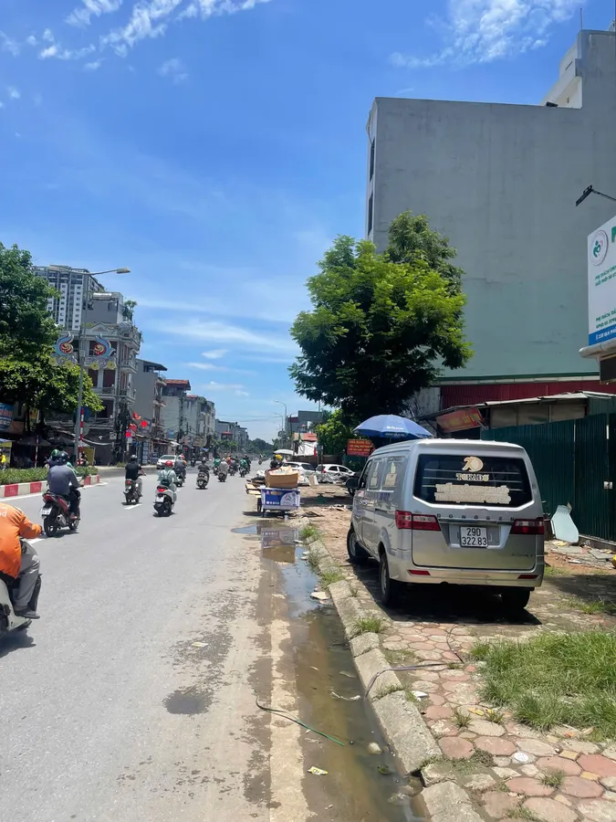 BÁN NHÀ MẶT PHỐ VẠN PHÚC 82MX7 TẦNG THANG MÁY, KINH DOANH VĂN PHÒNG, VỈA HÈ RỘNG GIÁ 42 TỶ. - Ảnh 2