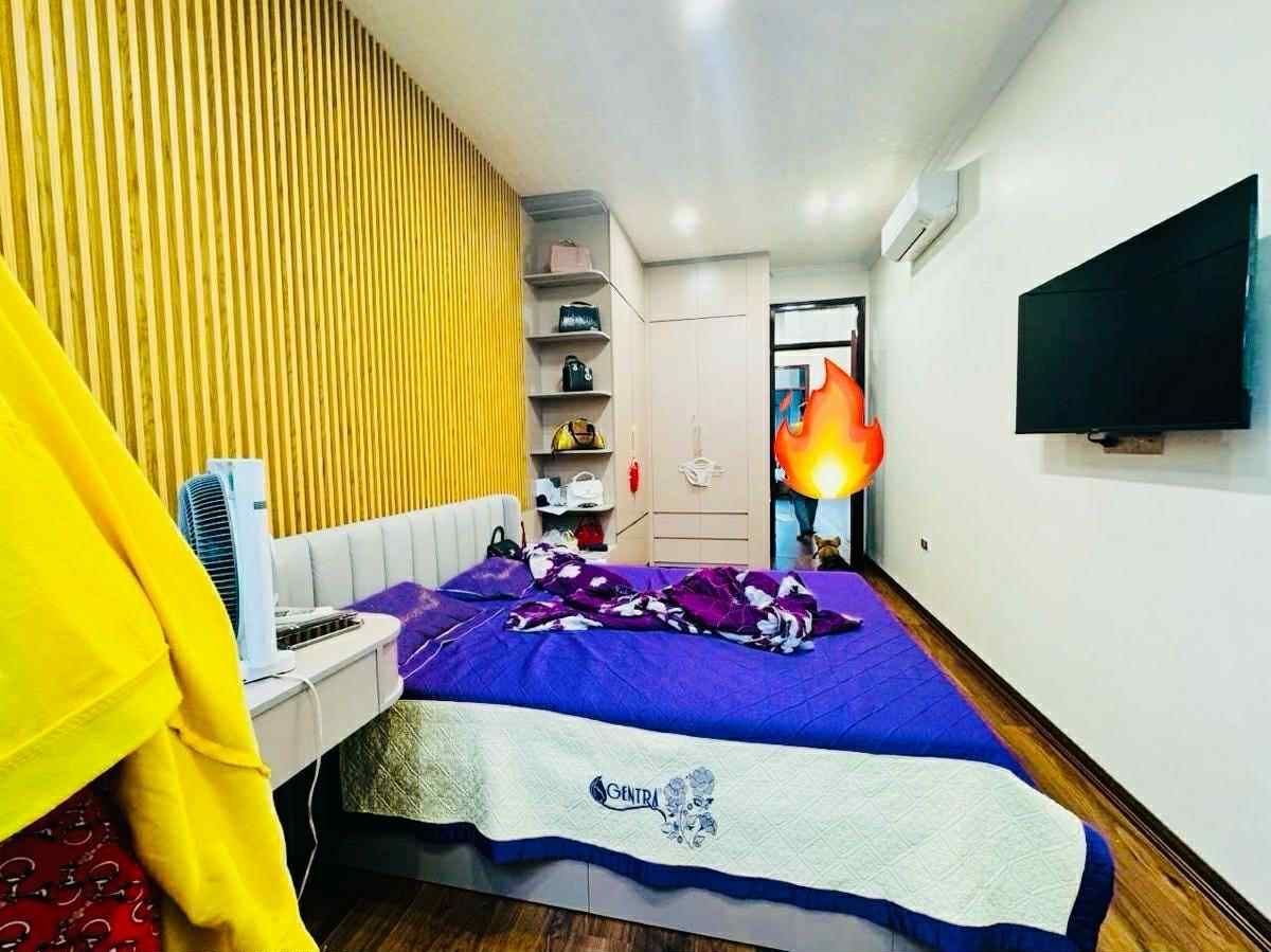 MẶT PHỐ CẦU GIẤY - 2 MẶT TIỀN - DÒNG TIỀN ỔN ĐỊNH 61TR/TH - NHÀ 5 TẦNG ĐẸP - Ảnh 3