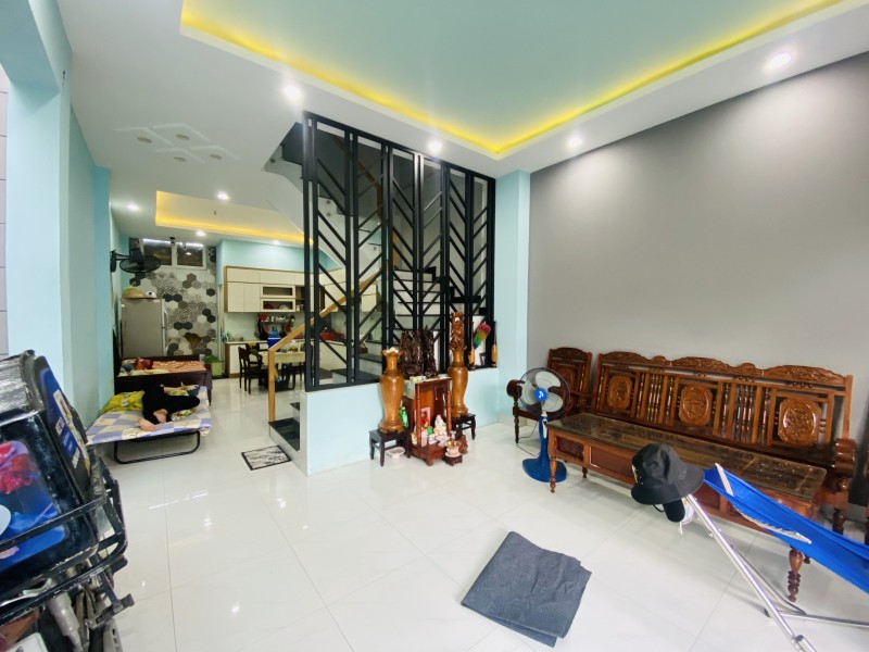 Bán nhà 3 tầng hẻm Số 23 Bình Trưng Tây, Q.2. DT 63m2, 3PN, sổ hồng. Giá 7.35 tỷ. LH: 0933125879 - Ảnh 2