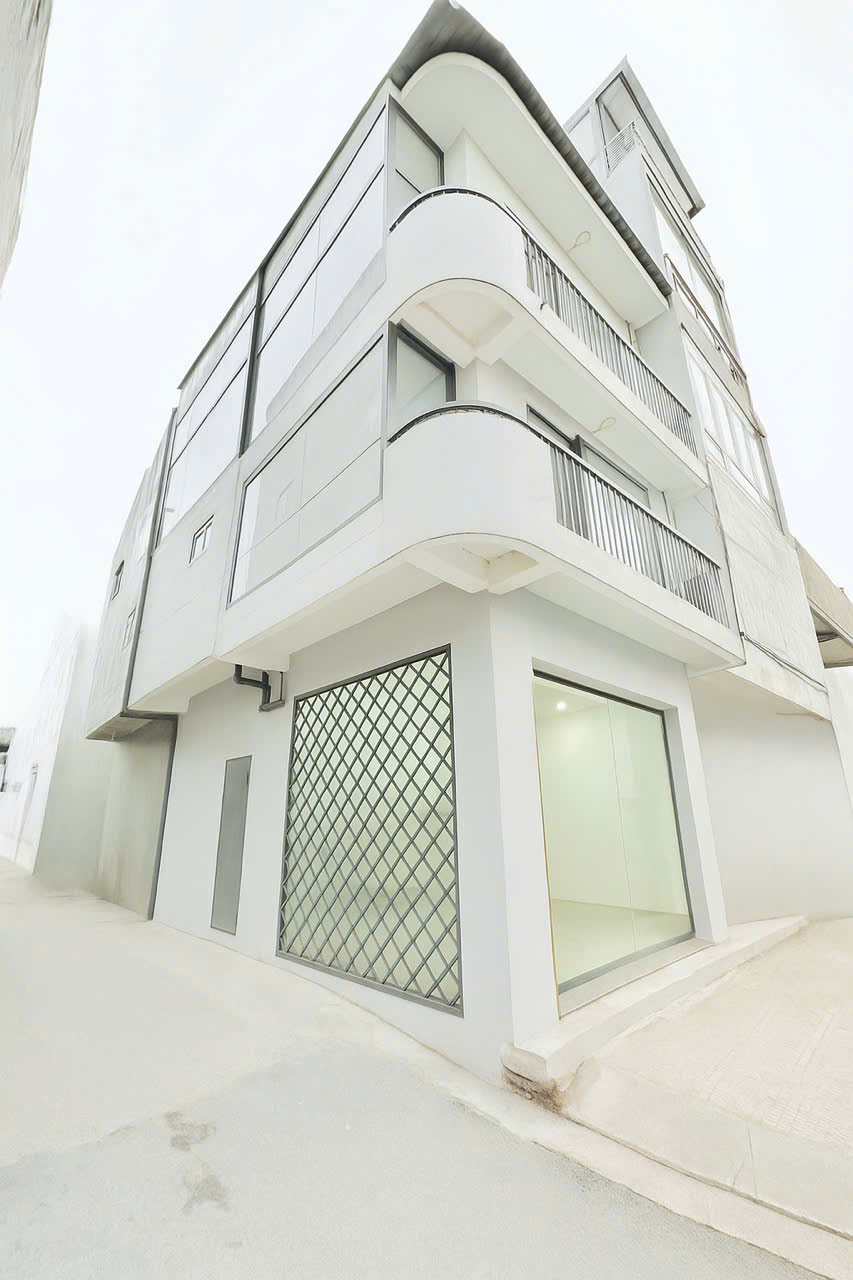 8 Tỷ nhỉnh: MẶT TIỀN Quận 10 cư xá Đồng Tiến, căn góc 2 mặt tiền 3 tầng, thu nhập 1Ty3. 0933910039 - Ảnh chính