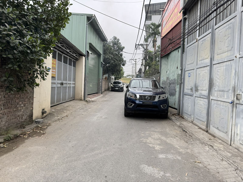 Bán 46,6m2 đất lô góc mặt đường xóm 1 Đông Dư - Vị trí vàng, ô tô tránh, kết nối đường 379 Ecopark - Ảnh 2