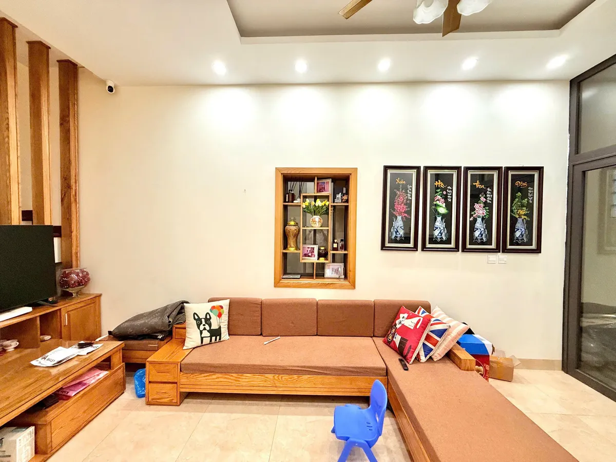 Bán Nhà Mặt Phố Nguyễn Phong Sắc. Cầu Giấy. Ô Tô. Vỉa Hè. DT 58m2. MT 4,4m. Giá 36,3 Tỷ. - Ảnh chính
