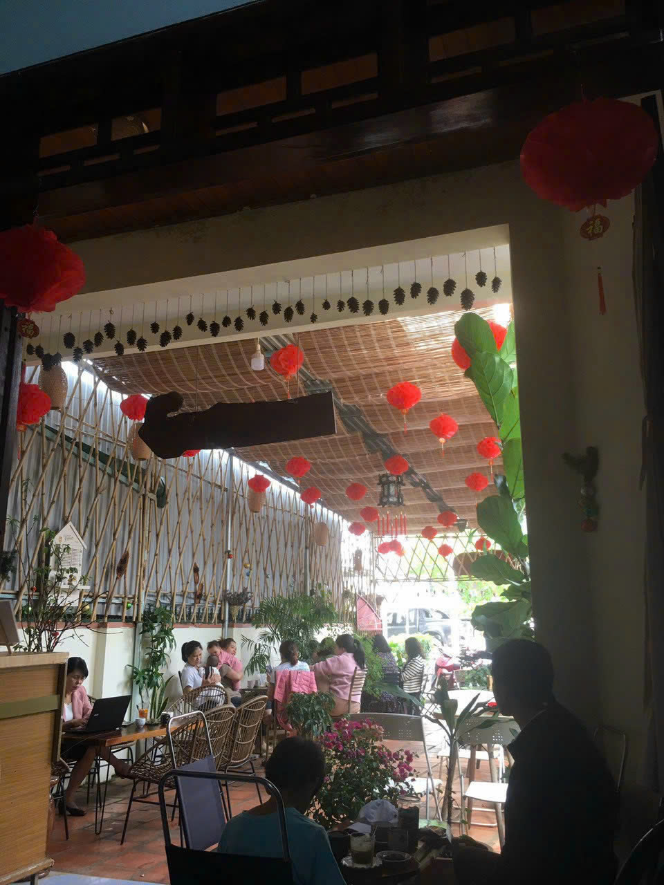 NHÀ ĐẸP - GIÁ TỐT - CHÍNH CHỦ CẦN BÁN NHANH CĂN NHÀ Ngay TRUNG TÂM PLEIKU, GIA LAI - Ảnh 1