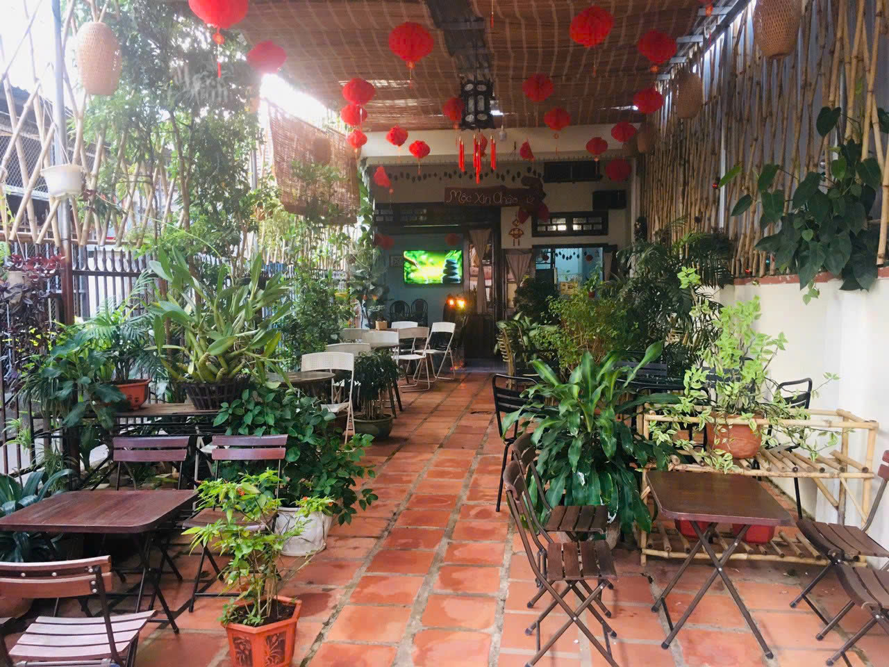 NHÀ ĐẸP - GIÁ TỐT - CHÍNH CHỦ CẦN BÁN NHANH CĂN NHÀ Ngay TRUNG TÂM PLEIKU, GIA LAI - Ảnh 2