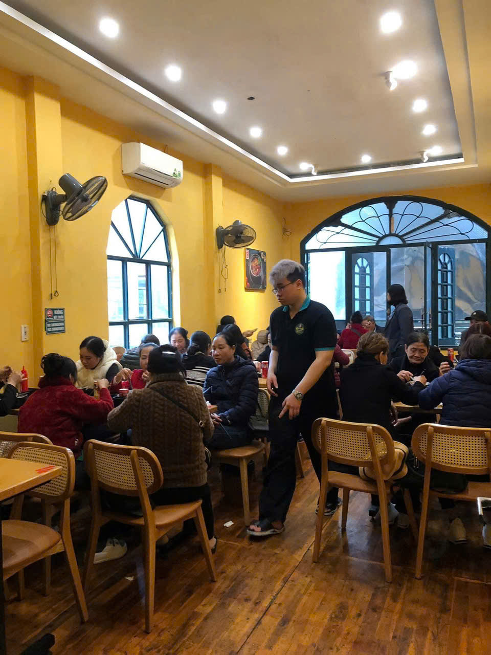 Sang nhượng cửa hàng Cơm Thố Bách Khoa Số 19 Phan Bội Châu, Hồng Bàng,Hải Phòng (cánh gà nhà hát - Ảnh 4