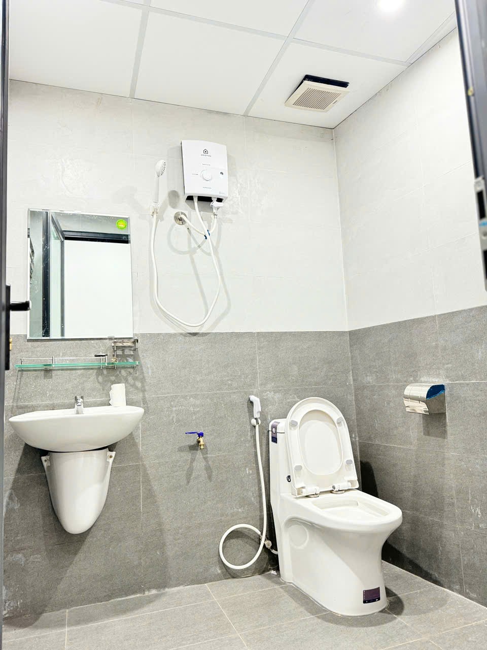 NHÀ MỚI HẺM  PHẠM VĂN ĐỒNG PHƯỜNG TÂN LẬP ĐỐI DIỆN CHỢ ĐẦU MỐI - Ảnh 4