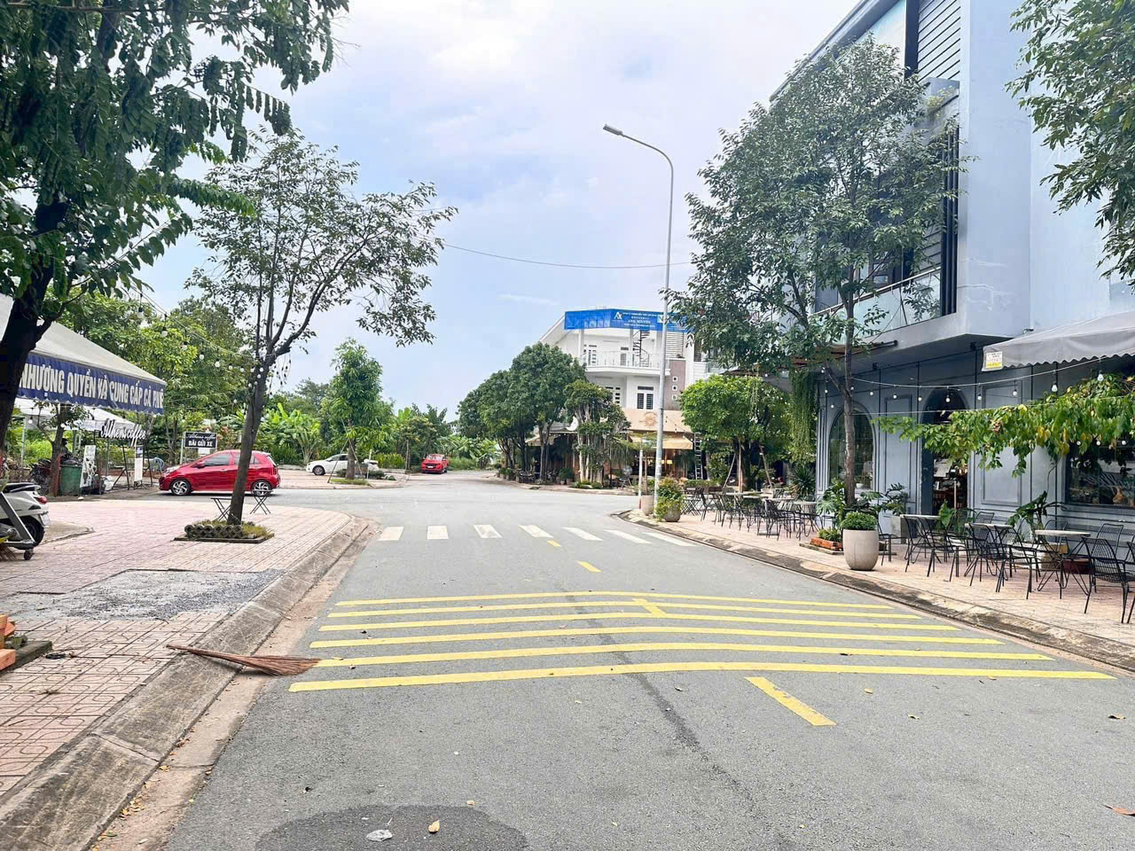 Bán lô đất MT kinh doanh KDC D2D, đường D2, chỉ 5tỷ490 - Ảnh 2