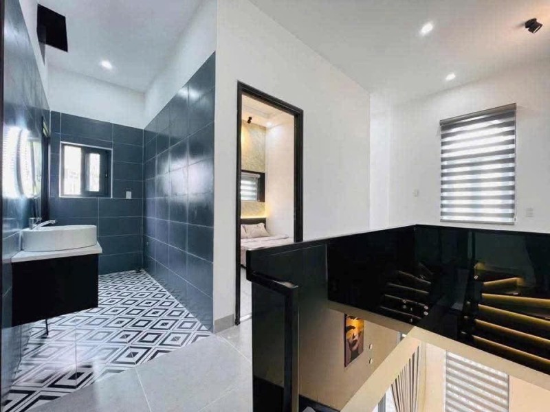 ♣ Nhà Kiệt Nguyễn Hoàng thông Hùng Vương, gần Big C, 55m2, 2 tầng mới hiện đại, 3PN, 3.x tỷ - Ảnh 2