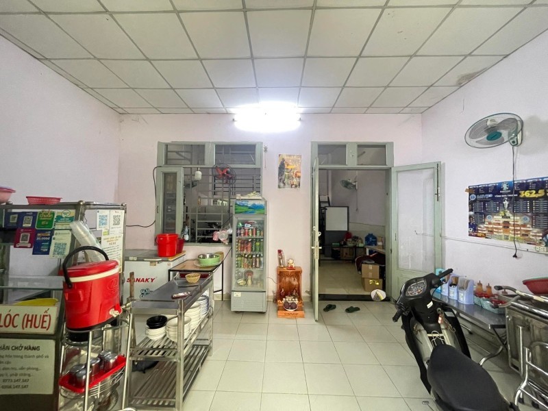 Mặt Tiền KD 91m2 Ngang 6.1m - Đường Lê Niệm - Quận Tân Phú - Ảnh 1