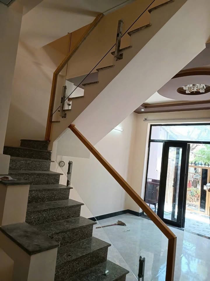 B.ÁN NHÀ 2 TẦNG, DT 112M2 - ĐƯỜNG 5M5 KDT PHƯỚC LÝ, GẦN BẾN XE ĐÀ NẴNG - CHỈ 4.55 TỶ - Ảnh 1