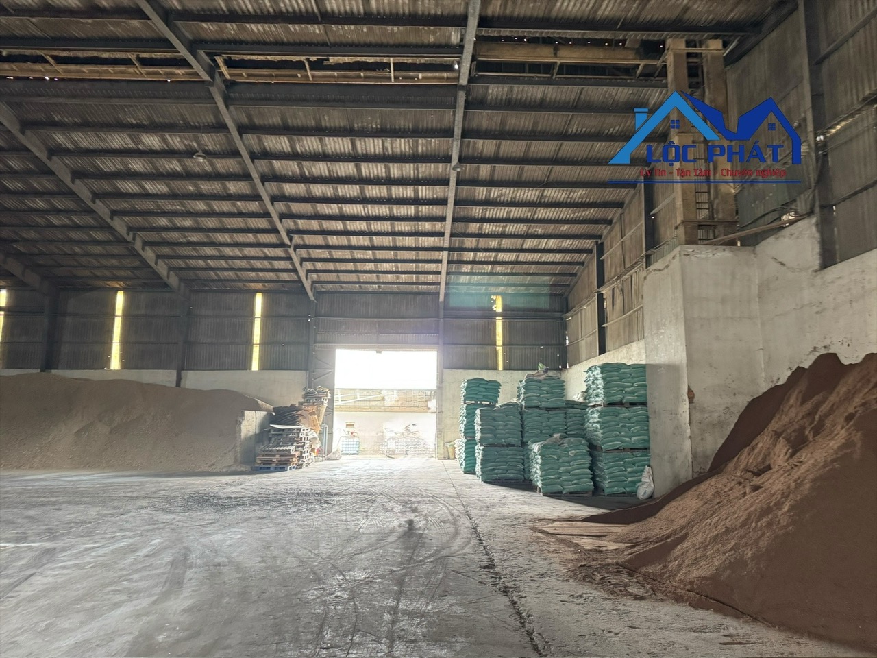 CHO THUÊ NHÀ XƯỞNG 1.800m² – GIÁ CHỈ 108 TRIỆU/THÁNG – NGAY TRẢNG BOM, ĐỒNG NAI - Ảnh 1