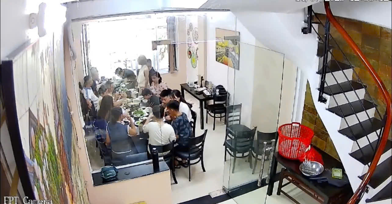 SANG NHƯỢNG ( THANH LÝ ) CỬA HÀNG ĂN UỐNG VỊ TRÍ ĐẮC ĐỊA TẠI PHỐ THÁI HÀ , LÁNG HẠ, ĐỐNG ĐA , HÀ NỘI - Ảnh 1
