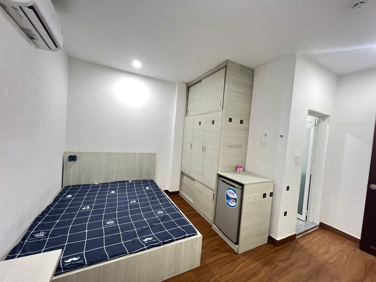 PHÒNG DỊCH VỤ QUẬN 7 – GIÁ TỐT - Ảnh 1