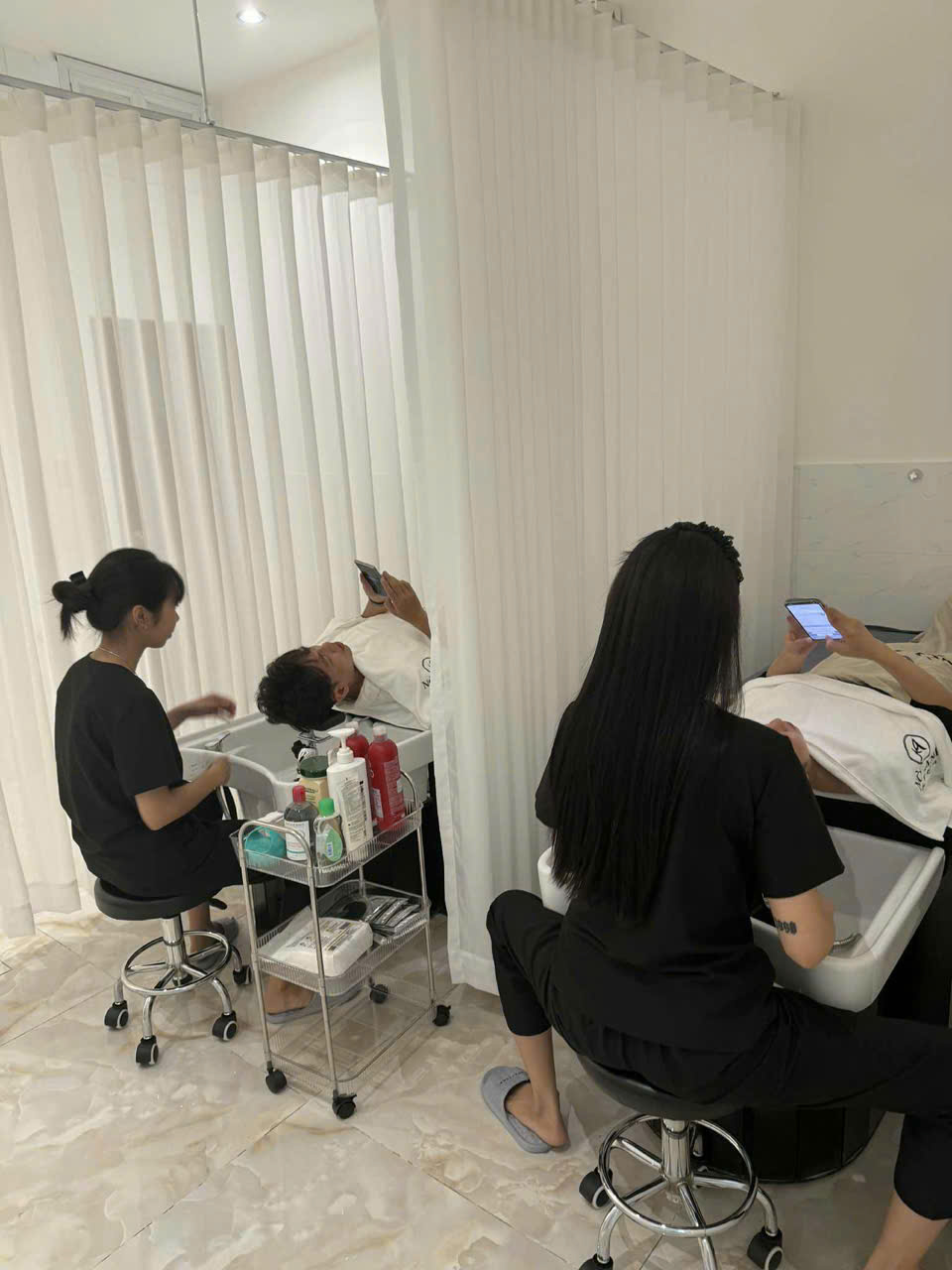 SANG NHƯỢNG MẶT BẰNG SPA FULL NỘI THẤT – GIÁ CHỈ 150 TRIỆU - Ảnh 3