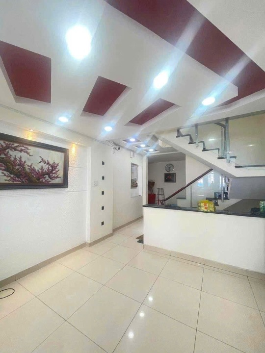 Nhà mới 5 tầng nở hậu 11.4m HXH đường Phạm Văn Chí P7Q6. Giá: 11.2 tỷ - Ảnh 2
