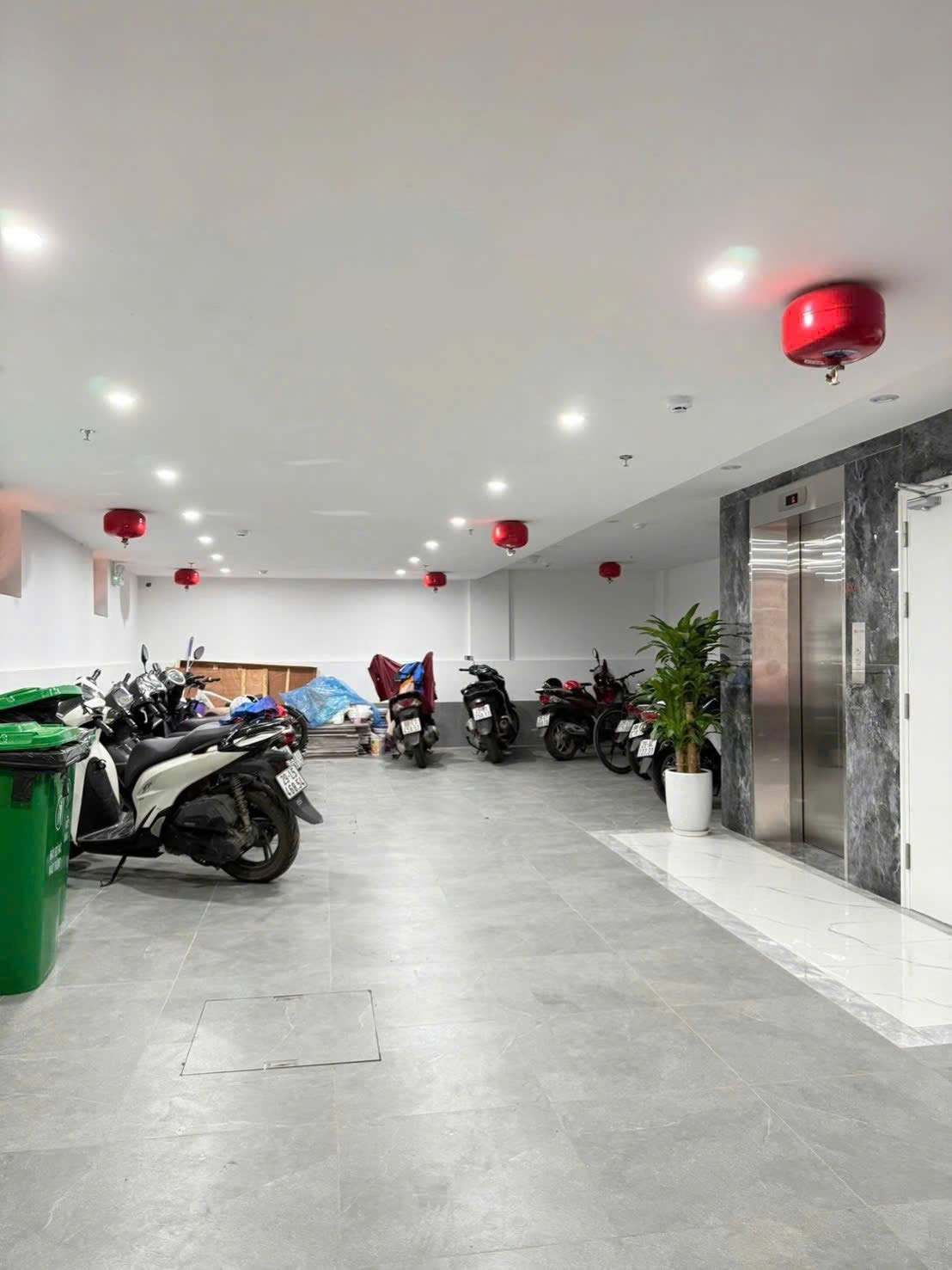 BÁN TÒA APARTMENT PHỐ PHAN KẾ BÍNH, BA ĐÌNH - 120M x 10T - DÒNG TIỀN 200TR/TH - GIÁ 48 TỶ - Ảnh chính