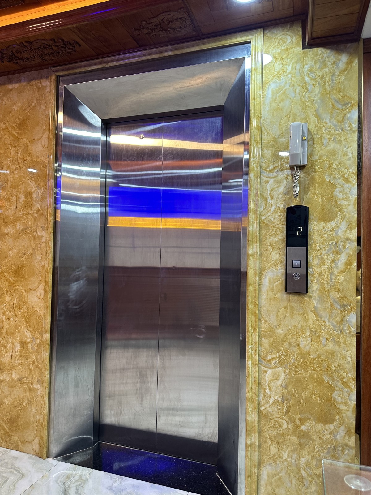 Siêu phẩm 7L T.Máy Nhật ngang 6m 110m2 HXT Phan Huy Ích tặng NT gần nhà ga T3 20.5 tỷ - Ảnh chính