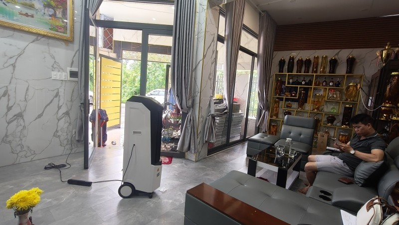 Bán nhà 3 tầng  đường Số 8, Long Phước, Q.9. DT 82m2, 3PN, SH, giá 4.6 tỷ. LH: 0933125879 - Ảnh chính