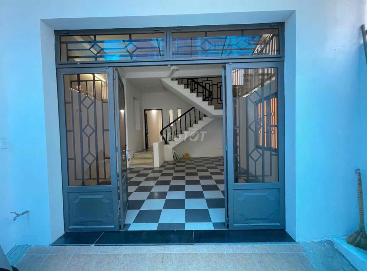 Bán nhà 1 trệt 2 lầu 1 sân thượng số 12 Đồng Nai P2 Q Tân Bình - Ảnh 1