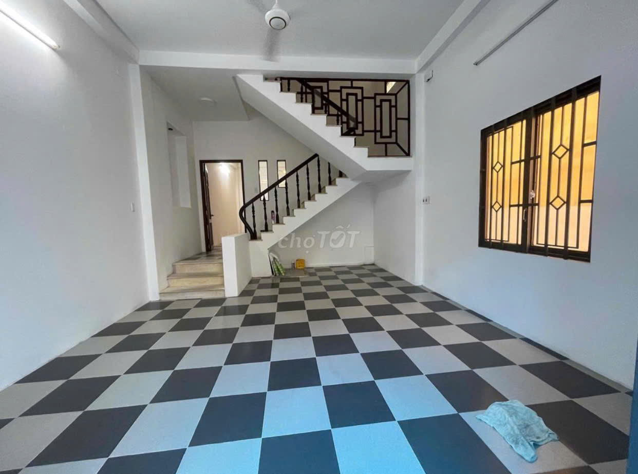 Bán nhà 1 trệt 2 lầu 1 sân thượng số 12 Đồng Nai P2 Q Tân Bình - Ảnh 2
