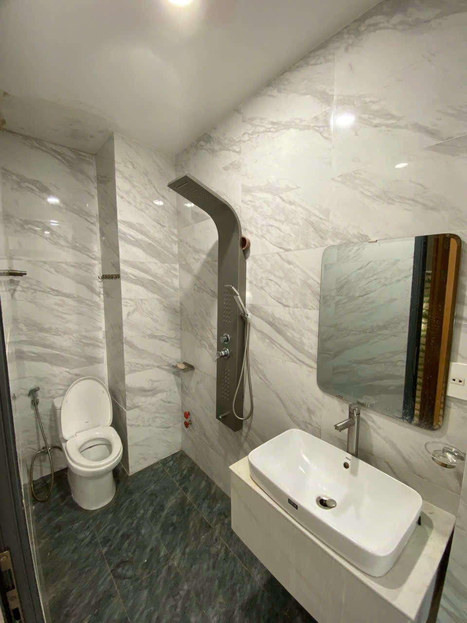 Cho Thuê Nhà + Nội Thất: 30m2, 4tầng, 3pn, Mặt Tiền 4m, Giá Rẻ P.21, Q.Bình Thạnh - Ảnh 3