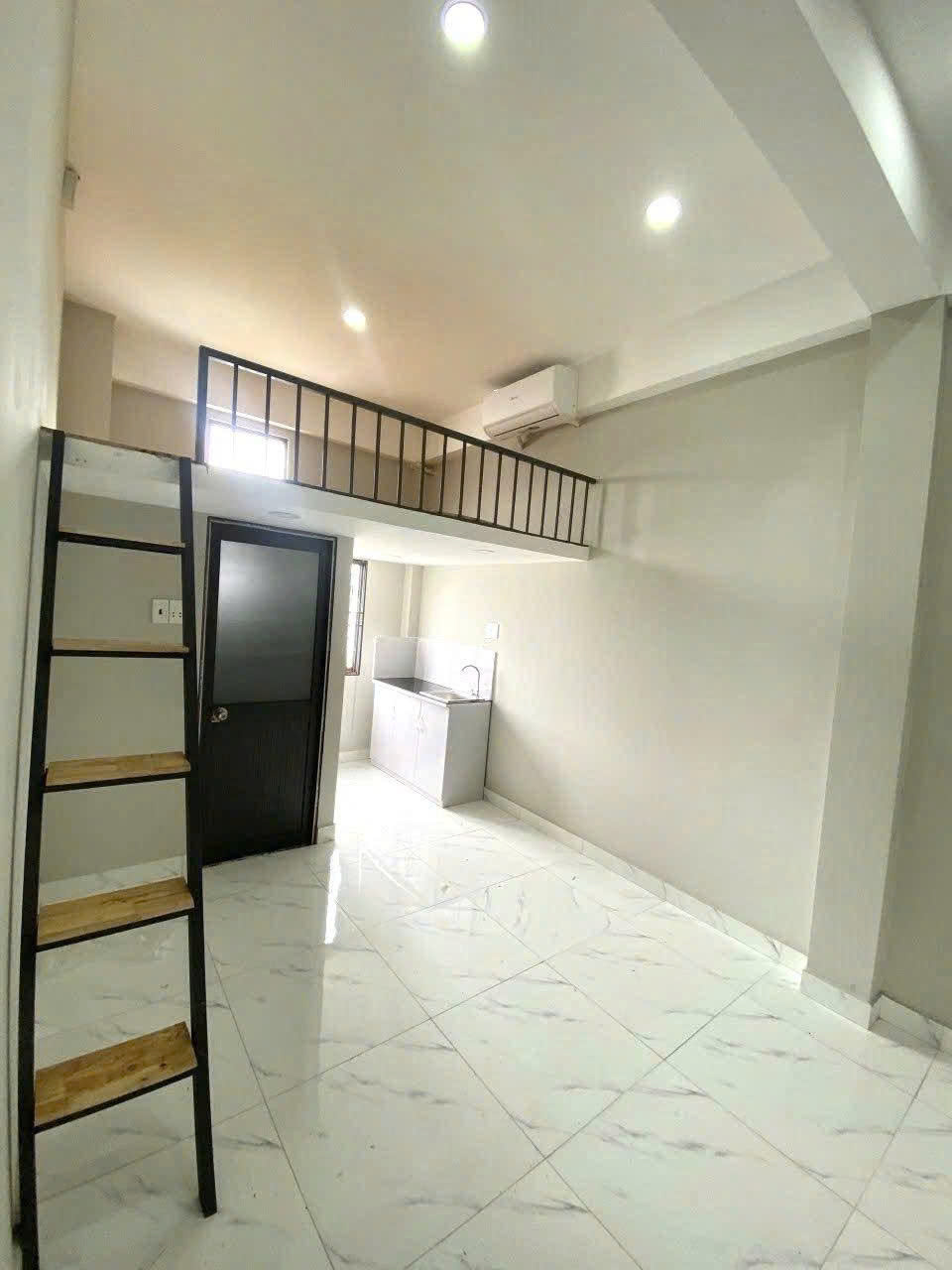 Bán Nhà Hẻm 6m Hương Lộ 3, gần Aeon Tân Phú, 4x23m, hậu 15m, 3 tầng, 12PN, 10,5 tỷ. - Ảnh 1