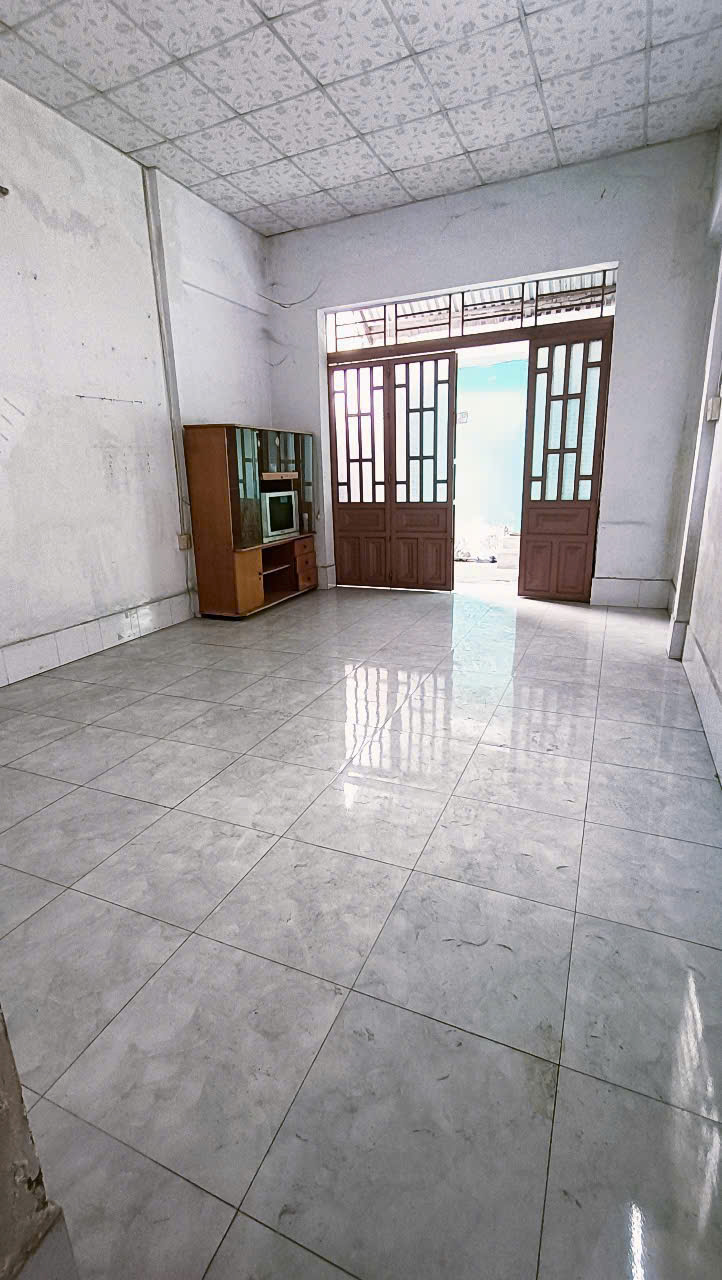 7 - Chủ gởi: Cho thuê nhà 1x triêụ MT đường NVL thuận lợi cho việc KD - Ảnh 2
