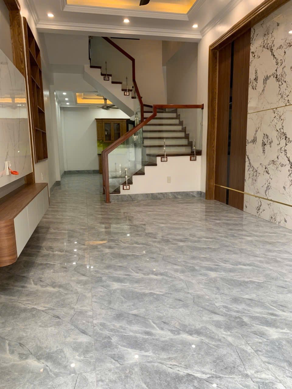 Bán nhà ngõ phố Vũ Hựu, khu Hồ Sươt, ph Lê Thanh Nghị, Tây HP, 47m2, 3 tầng, 3 ngủ, 3 vs - Ảnh chính