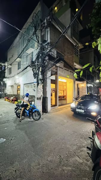 Nhà Hẻm Ôtô Vào Nhà Đường Phan Đình Phùng Phường 2 Phú Nhuận Cũ. - Ảnh 1