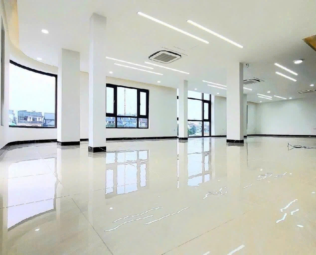 BÁN TOÀ NHÀ TỔNG CỤC 5, YÊN XÁ - LÔ GÓC 212M² x 7T THANG MÁY - DÒNG TIỀN 200TR/TH - 83 TỶ - Ảnh chính
