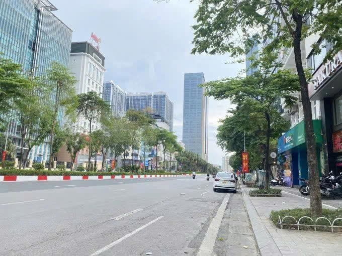 BÁN NHÀ MẶT PHỐ VĂN CAO, BA ĐÌNH - 100M x 6T - VỈA HÈ Ô TÔ TRÁNH - KINH DOANH - GIÁ 65 TỶ - Ảnh chính