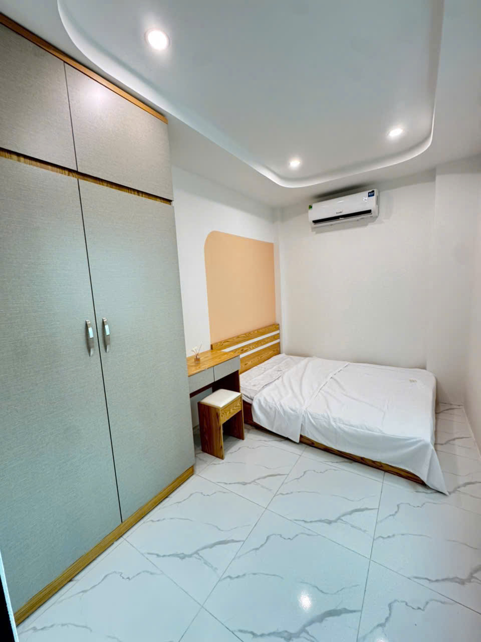 (Cực Hot) Căn hộ 1N1K cao cấp 35m2 ở 141 Quan Nhân - Máy giặt riêng - Ở được 4 người - Nhận xe điện - Ảnh 3
