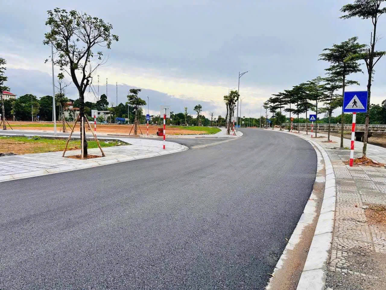 BÁN ĐẤT DỰ ÁN TẠI HOÀNG LIỆT - HOÀNG MAI - DIỆN TÍCH 44.000M2 - GIÁ BÁN 3XXX TỶ - Ảnh 1
