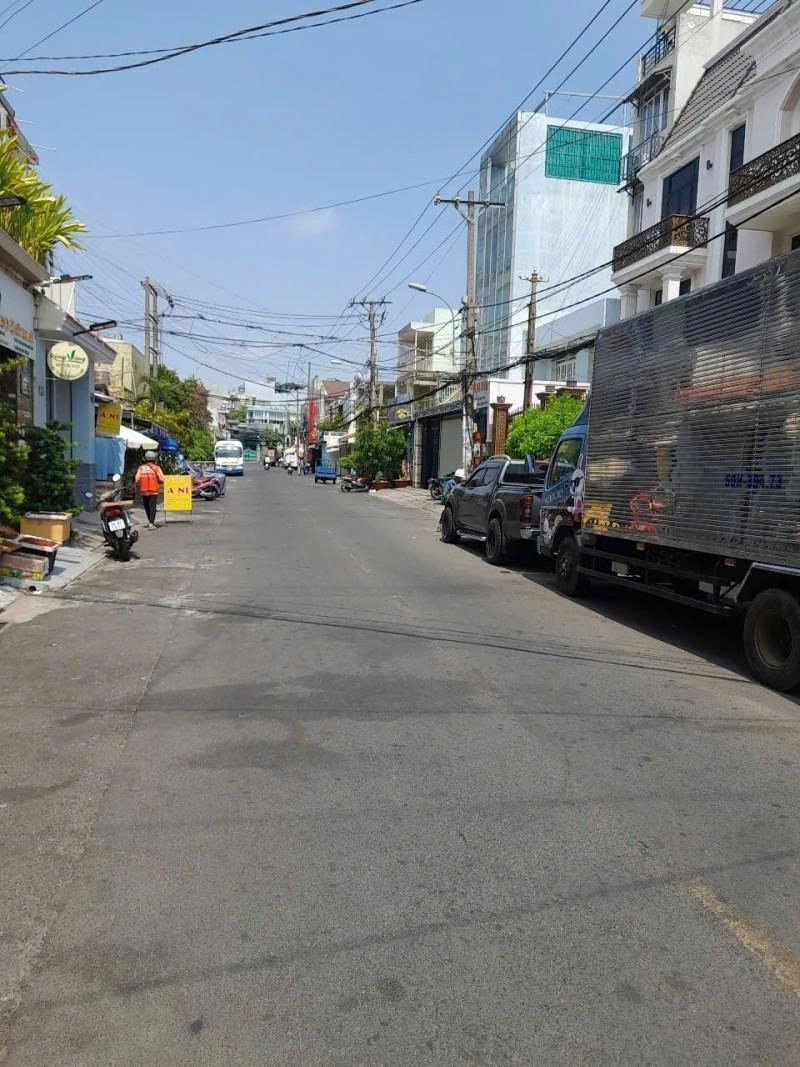 Bán nhà Mặt tiền Ca Văn Thỉnh, ngay Đồng Đen - Bàu Cát, 5,9x27,5m, 2 tầng, sổ  A4, 23,9 tỷ - Ảnh 1