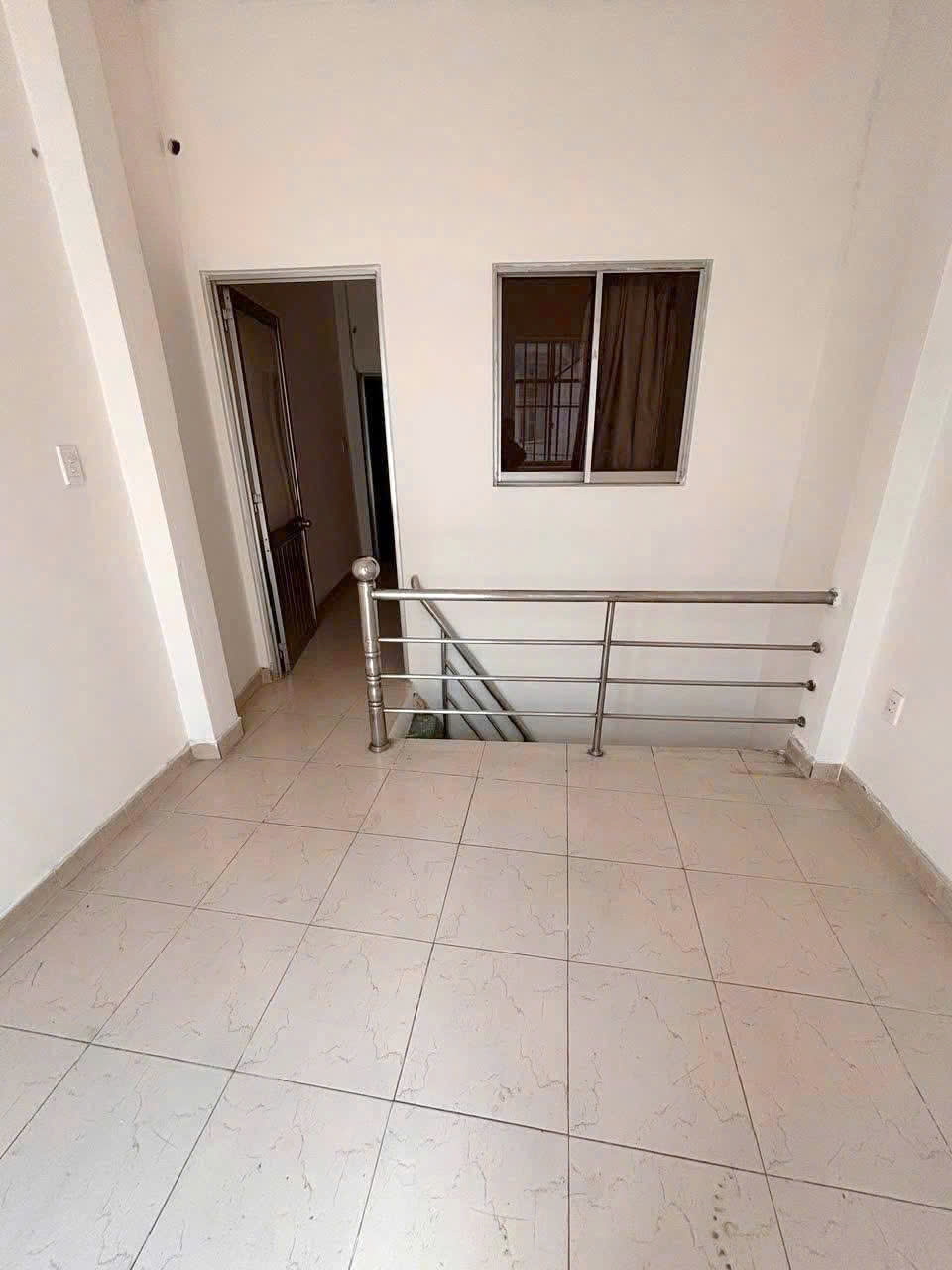 Nhà 2 tầng hẻm 5m đường Âu Dương Lân P.Chánh Hưng. Giá 5,8 tỷ TL - Ảnh 3